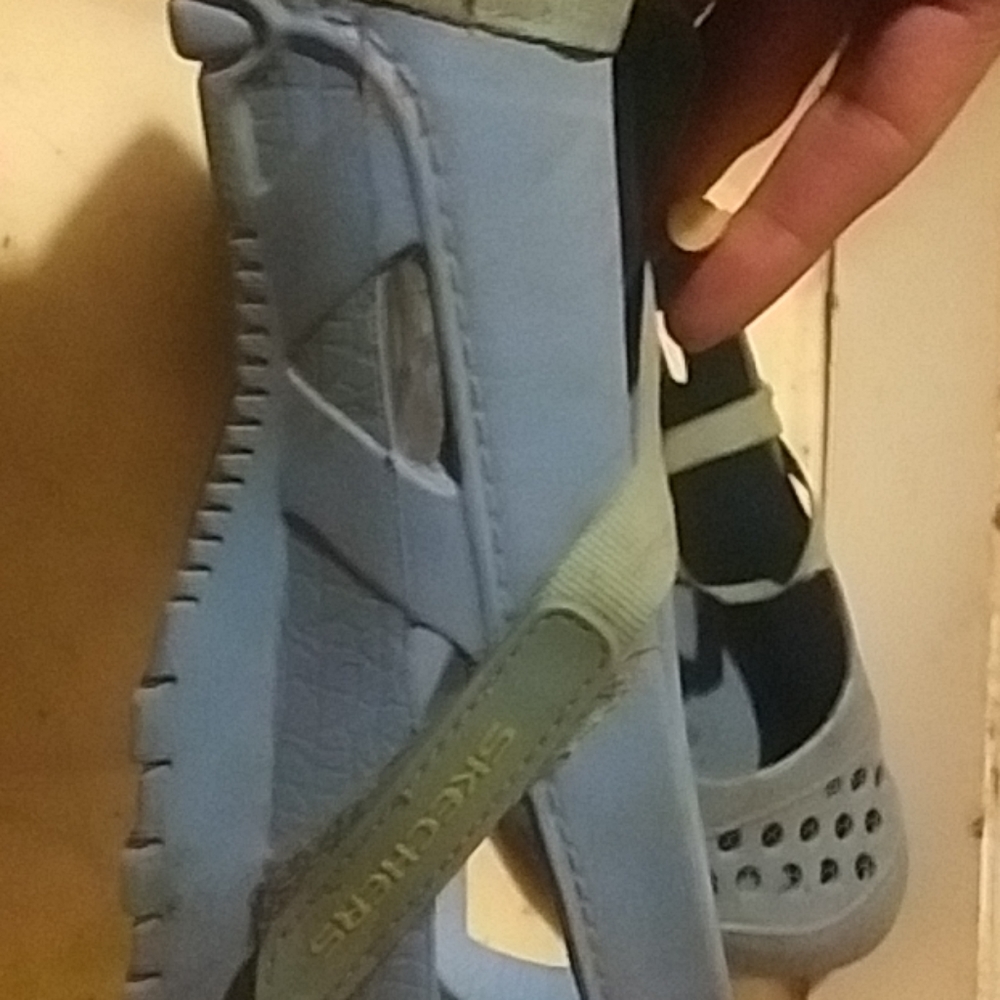 Shoes - Picture 2 of 2